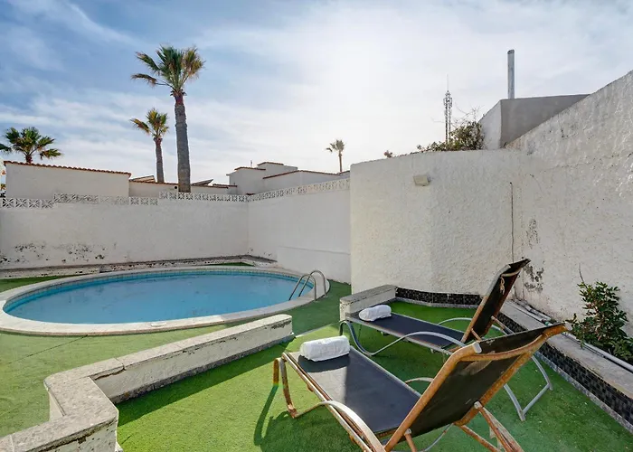 Beautiful Duque Poris Alpesi faház Arico