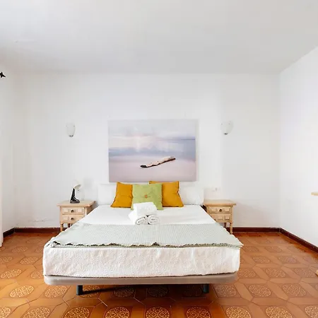 Beautiful Duque Poris